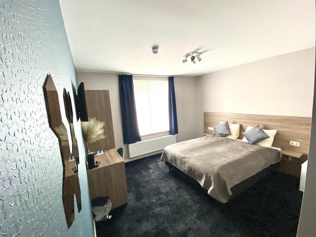 Hotel Du Commerce Oostburg Εξωτερικό φωτογραφία