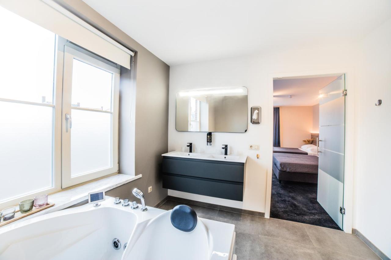 Hotel Du Commerce Oostburg Εξωτερικό φωτογραφία