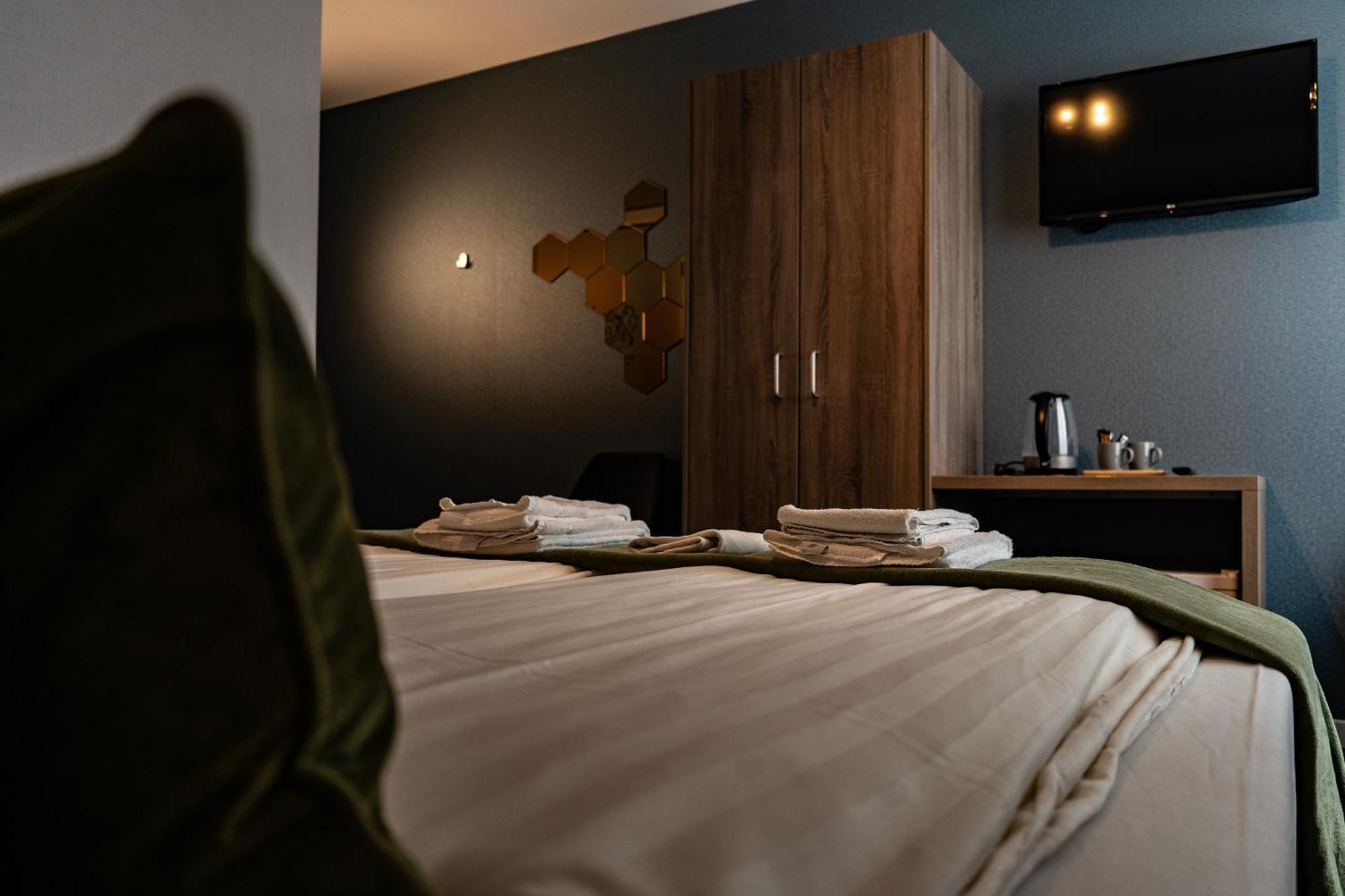 Hotel Du Commerce Oostburg Εξωτερικό φωτογραφία